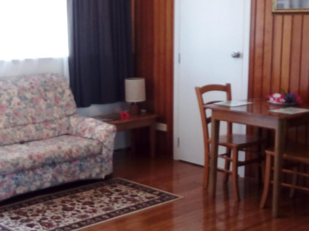 Fletcher Christian Holiday Apartments Burnt Pine Εξωτερικό φωτογραφία